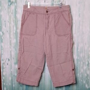 Carhartt dusty pink crop or Capri relaxed fit